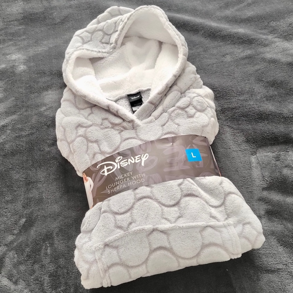 Disney Ladies Mickey Lounger With Sherpa Hood - L